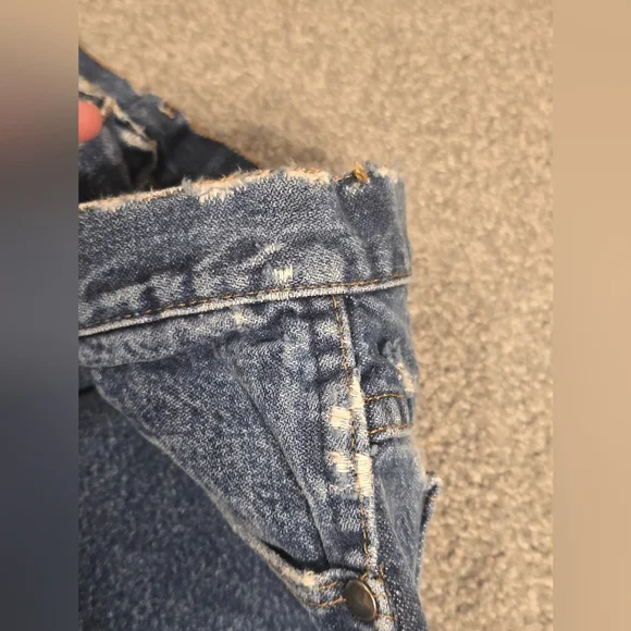 Wrangler Distressed Cuffed Cut Off Jean Shorts Western Cowgirl Barn Farmhouse - Picture 6 of 12